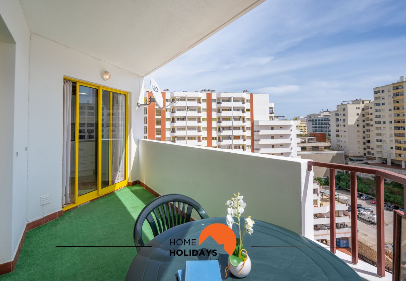 Apartamento em Portimão - #149 Multiple Pools and City View w/ Balcony