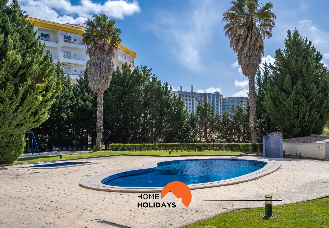 Apartamento em Albufeira - #230 Familiar com Piscina e Jardim