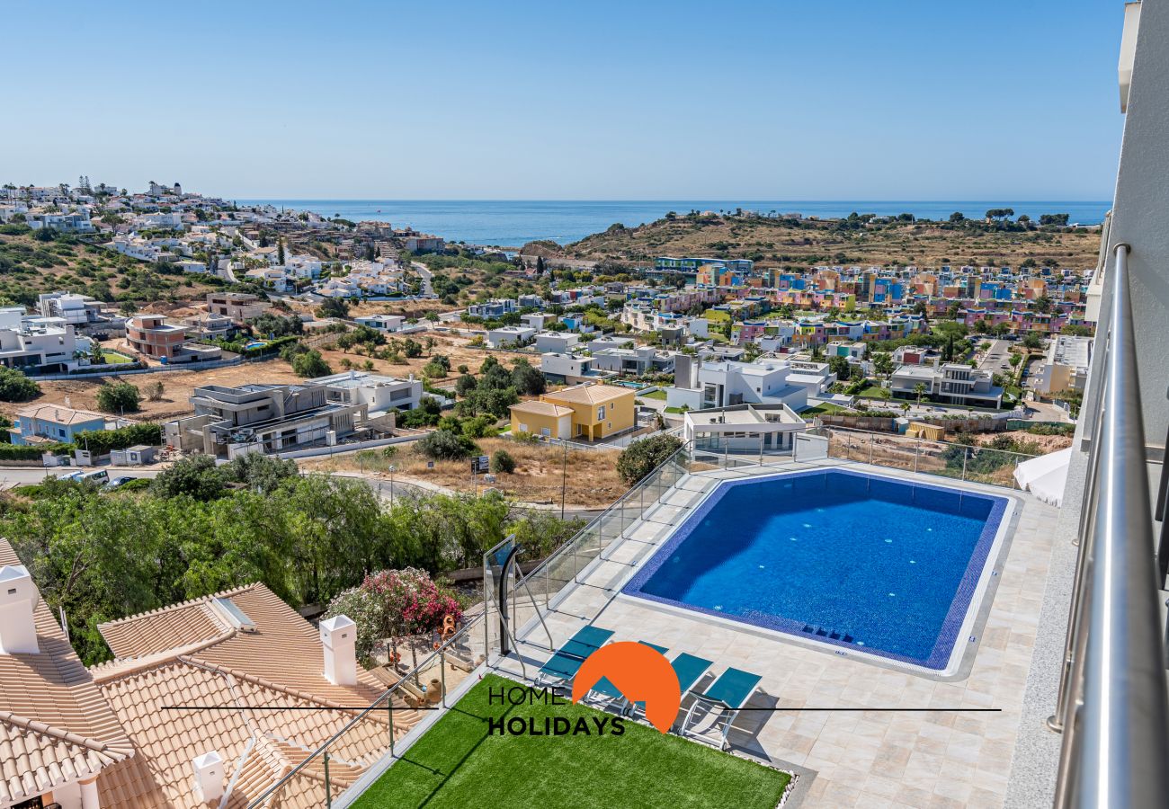 Apartamento em Albufeira - #233 Elegância e Conforto com Vista Mar