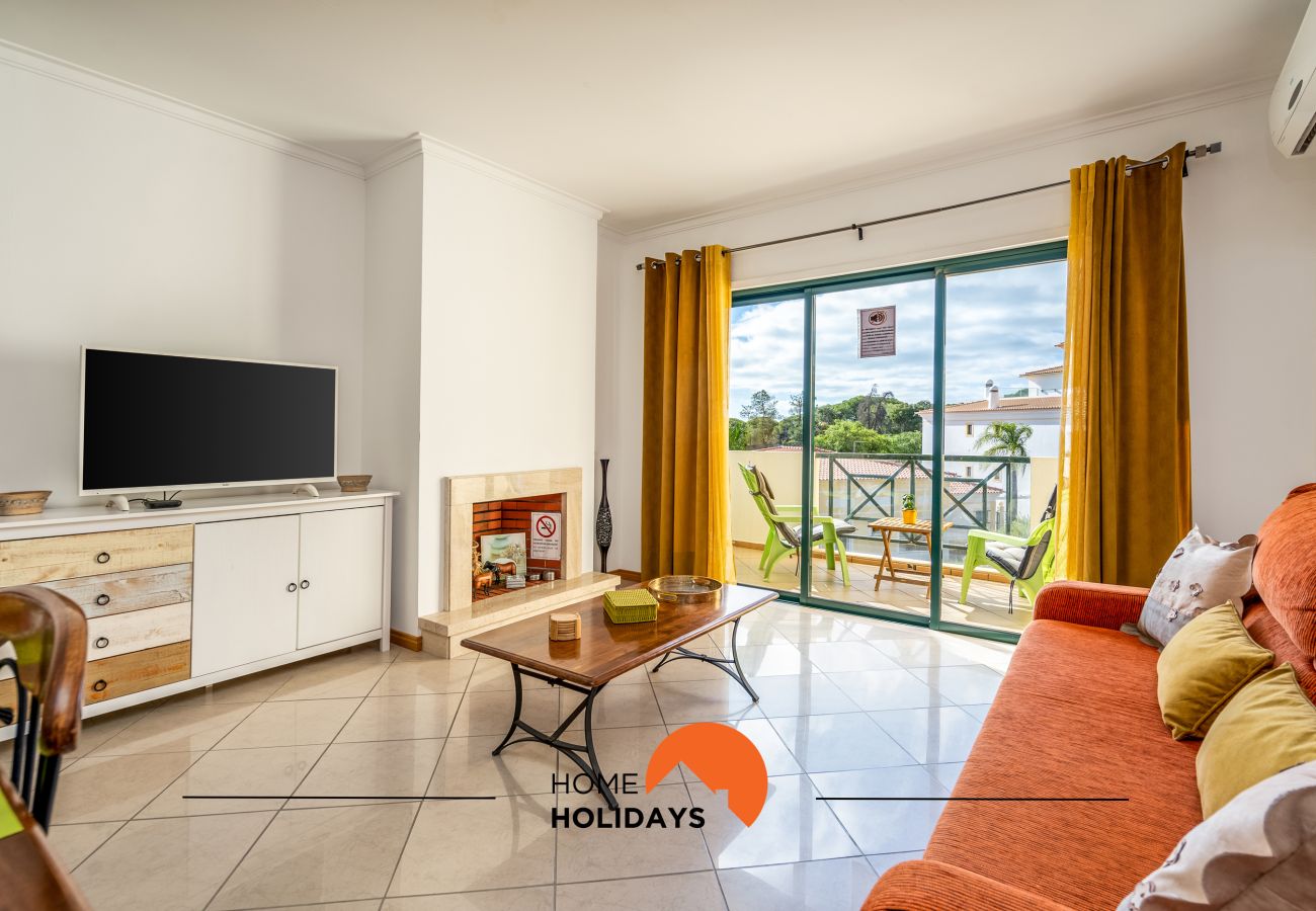 Apartamento em Albufeira - #243 Conforto Moderno com Piscinas e Praia Perto