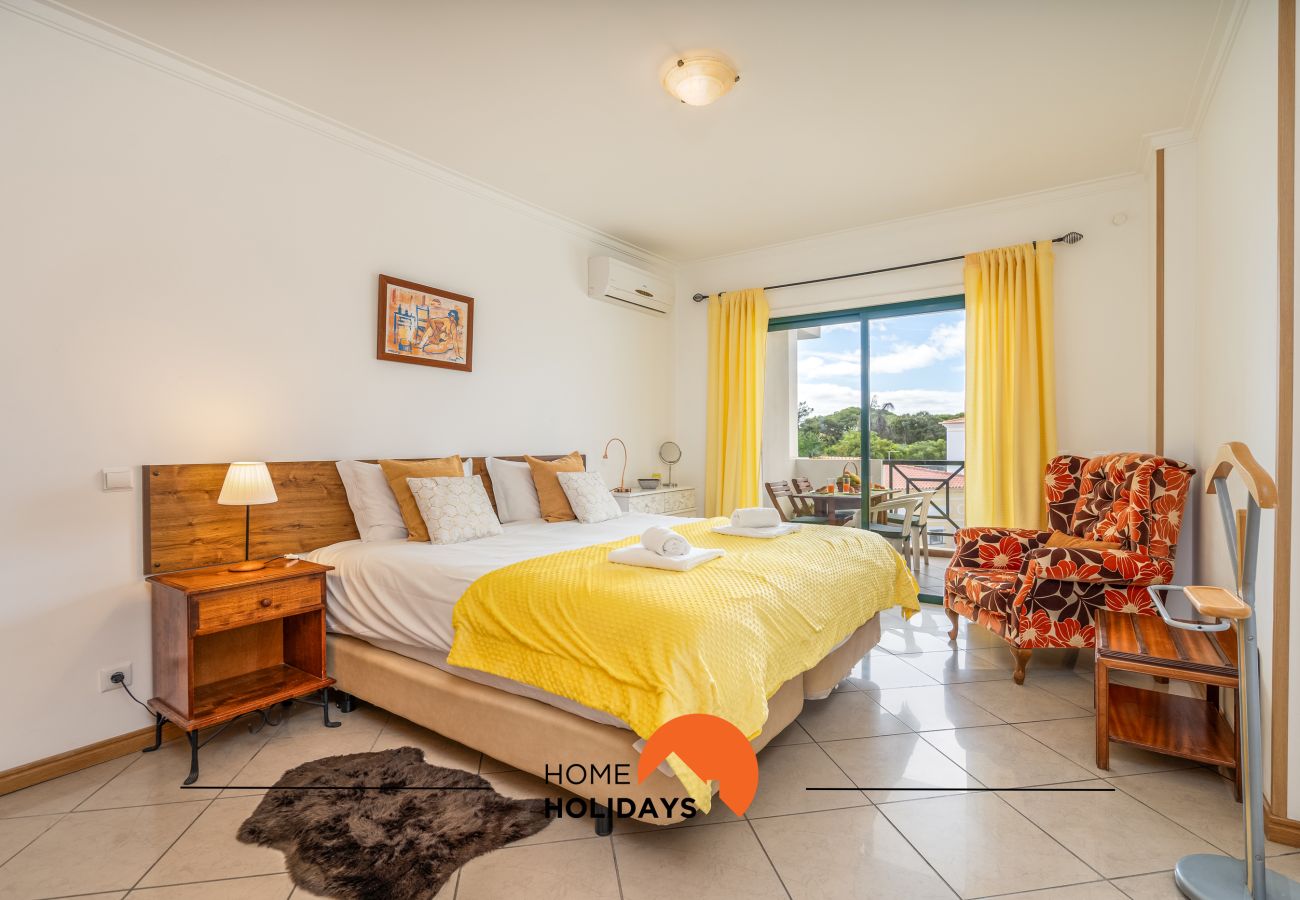 Apartamento em Albufeira - #243 Conforto Moderno com Piscinas e Praia Perto