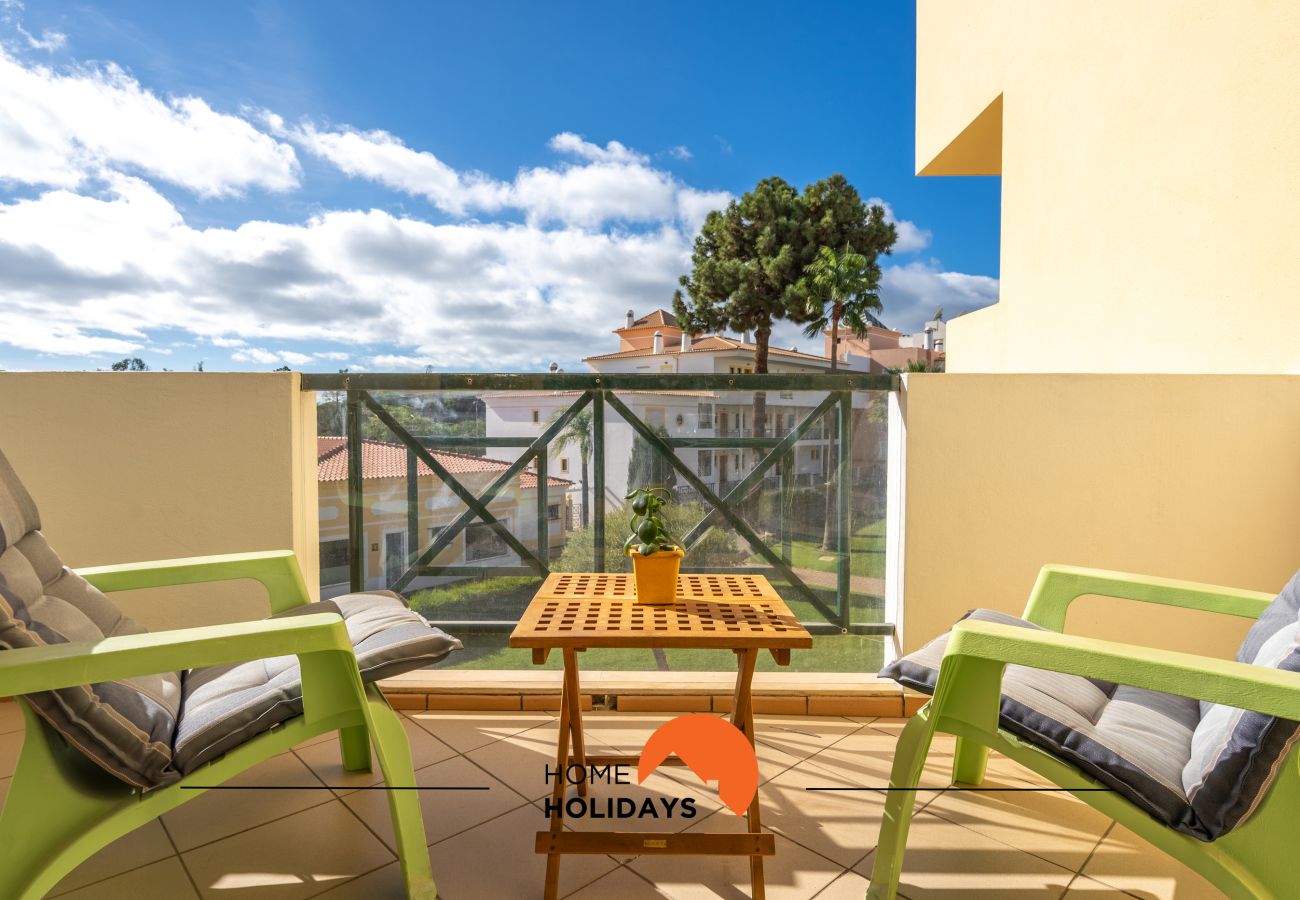 Apartamento em Albufeira - #243 Conforto Moderno com Piscinas e Praia Perto