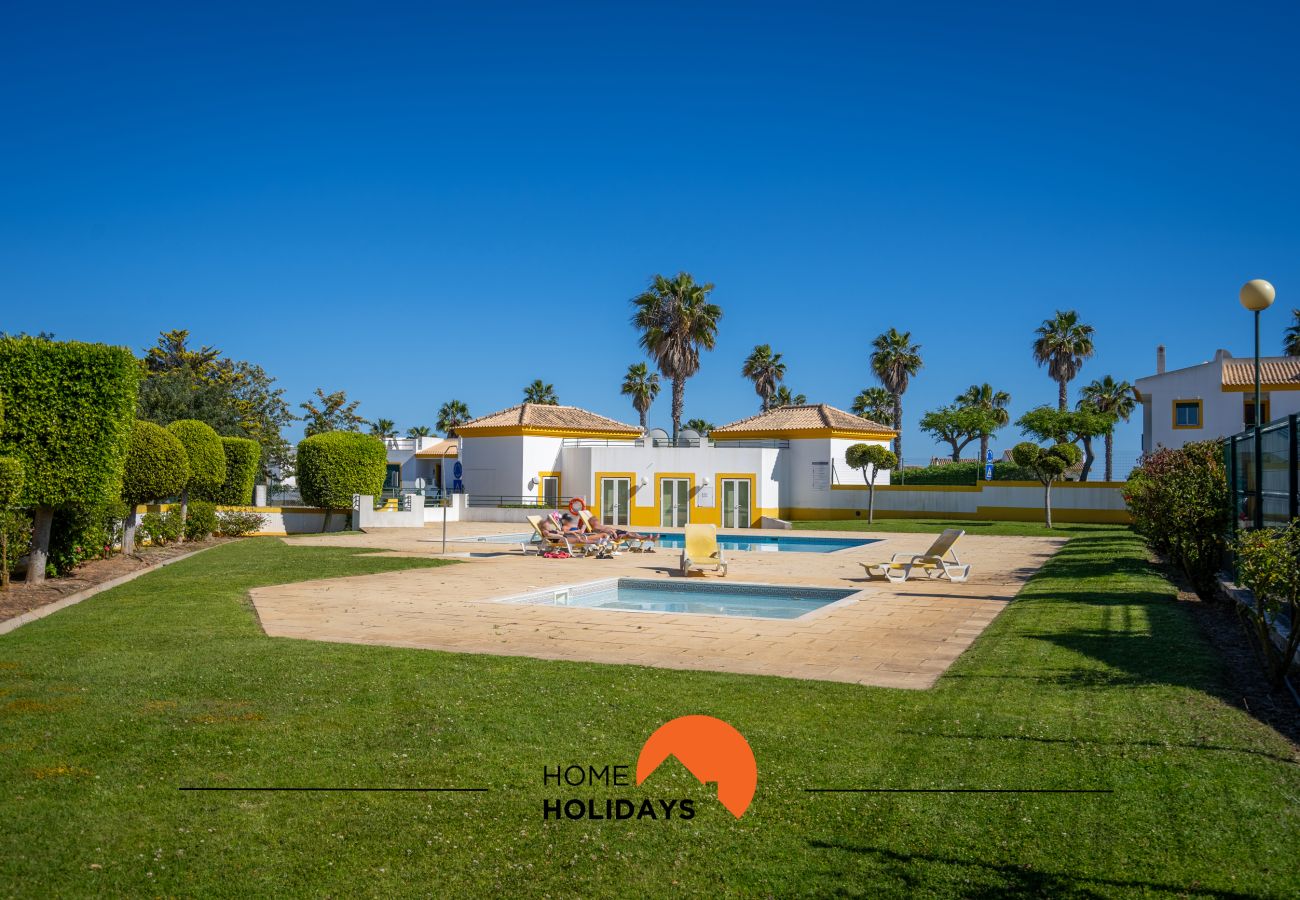 Apartment in Albufeira - #225 Peaceful outdoor space with a shared pool