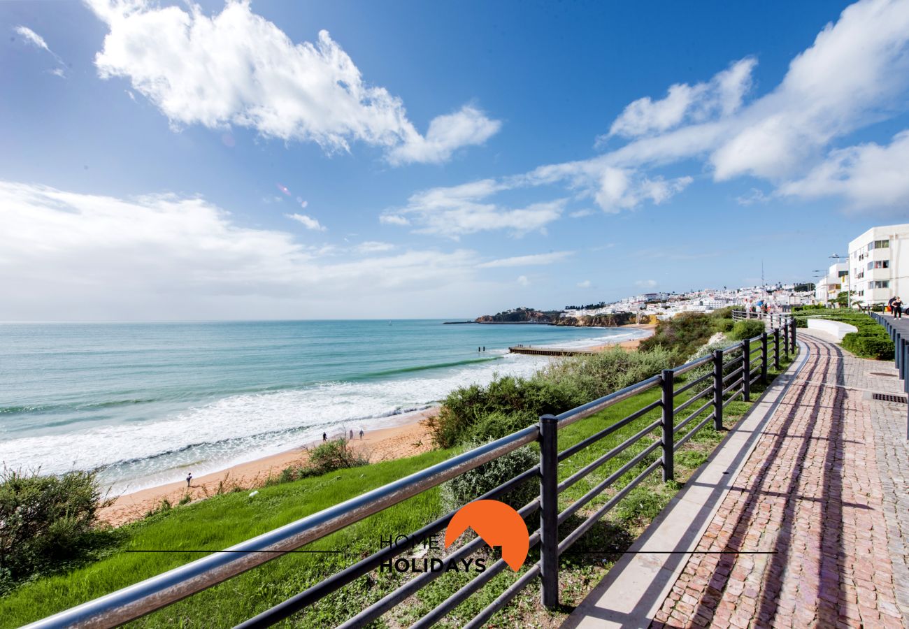 Rent by room in Albufeira - #211 Room 10 - Private Jacuzzi & WC