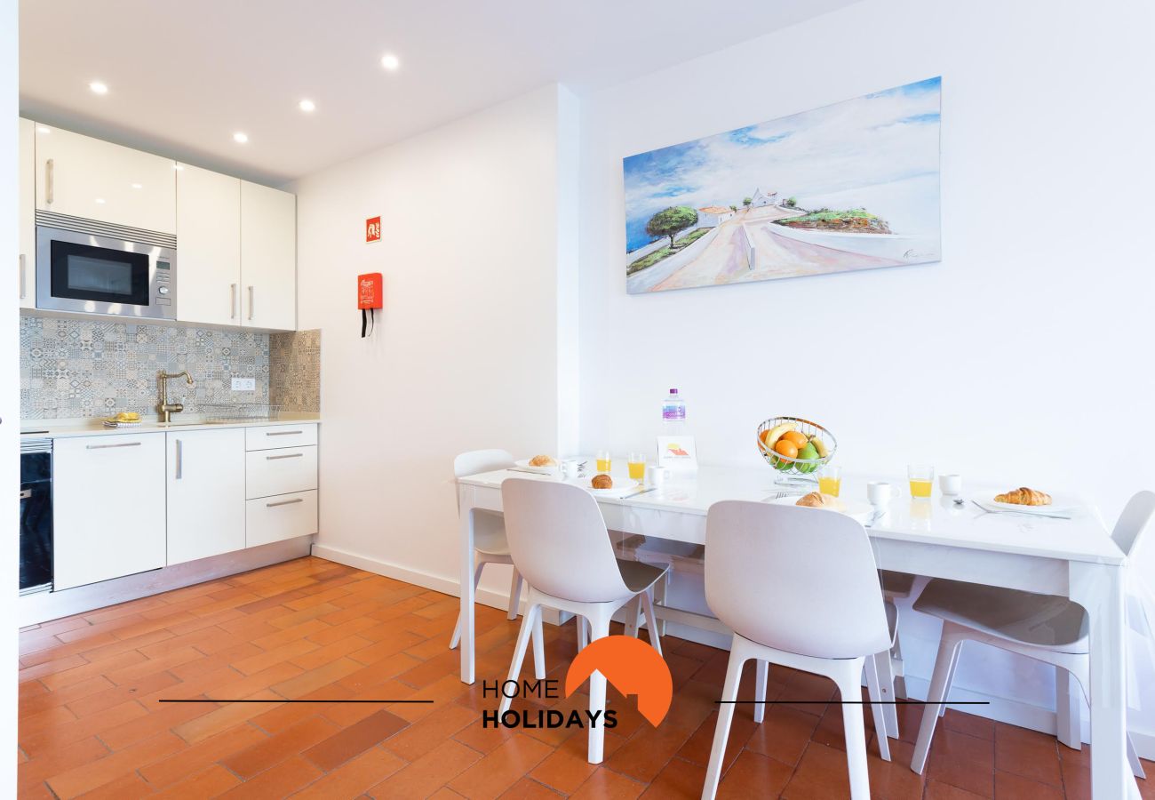 Apartment in Albufeira - #165 DownTown Albufeira Flat 500mts Beach, AC