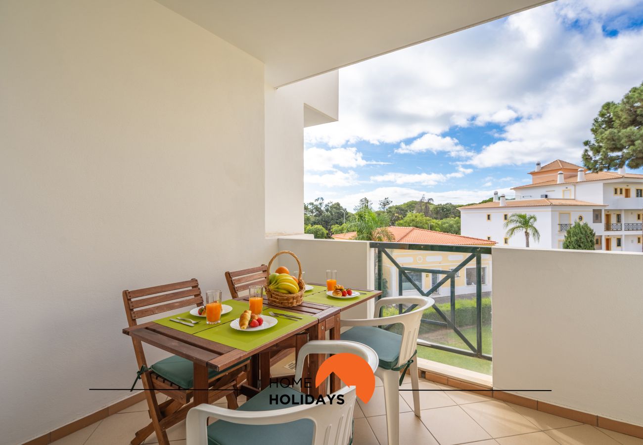 Apartment in Albufeira - #243 Modern Comfort with Pools and Nearby Beach